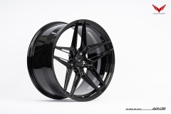 AG-05_2010_GLOSSBLACK_4