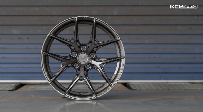 VF-04 Flowforming 18″ by VAGE